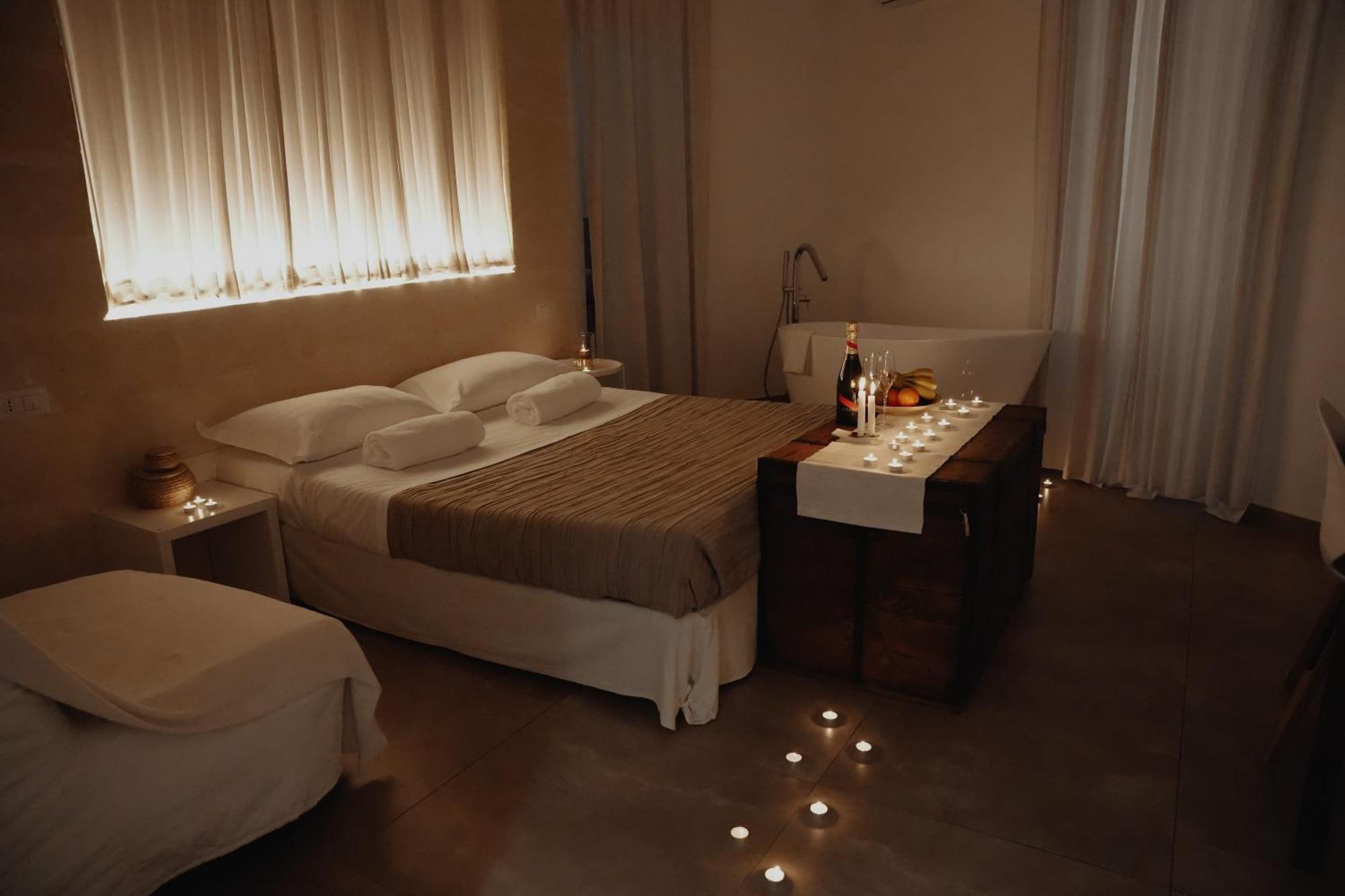 San Michele Luxury Rooms มาเตรา ภายนอก รูปภาพ
