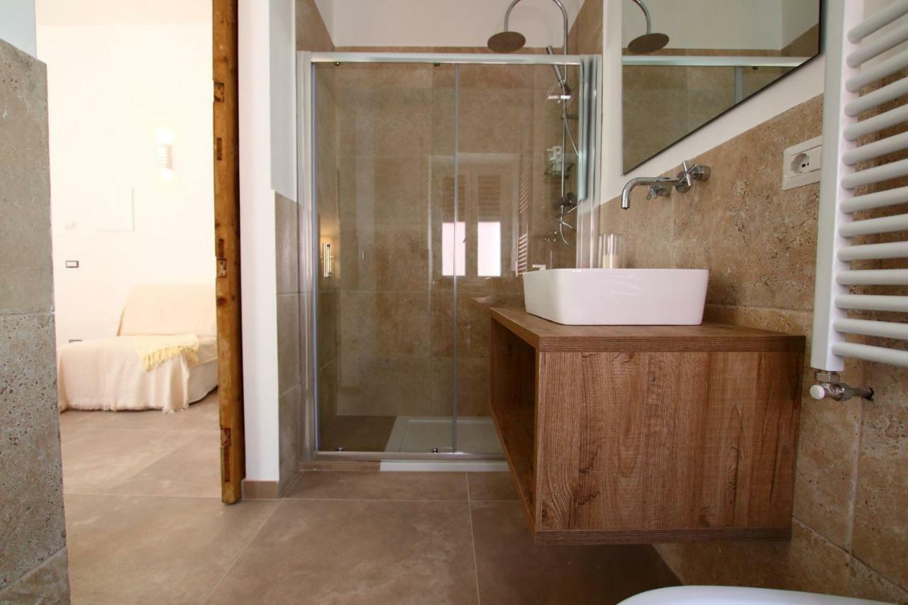 San Michele Luxury Rooms มาเตรา ภายนอก รูปภาพ