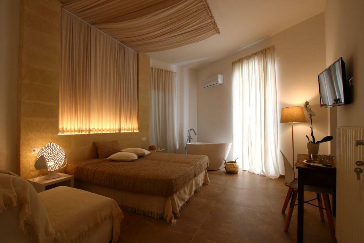 San Michele Luxury Rooms มาเตรา ภายนอก รูปภาพ