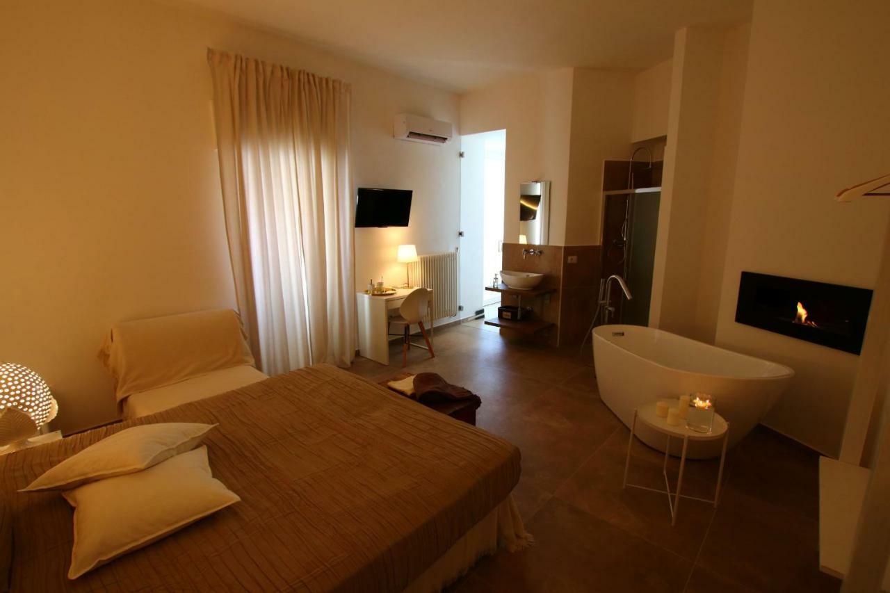 San Michele Luxury Rooms มาเตรา ภายนอก รูปภาพ